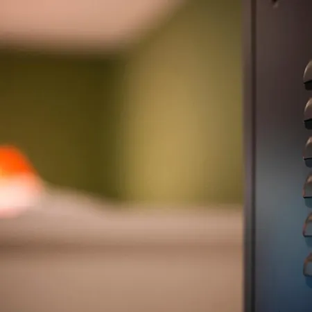 Q-Stall Apartments, Apartment Q4 *